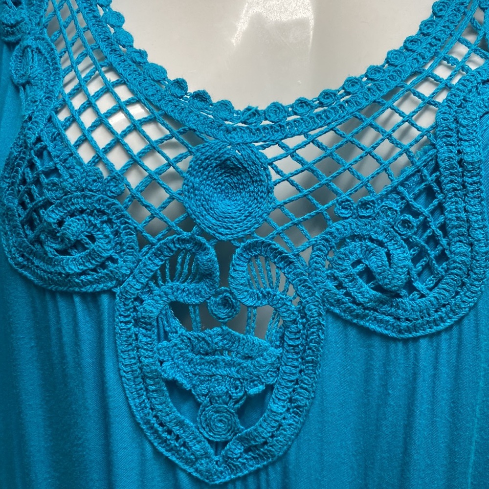 LadiesTurquoiseTunic - Picture 3 of 3